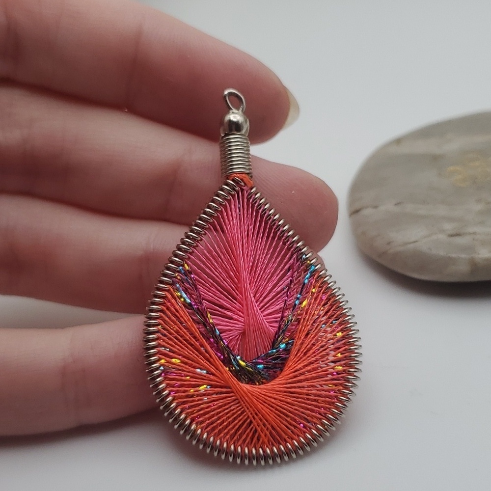 Peacock bloom threaded necklace pendant‎ teardrop styled jewelry